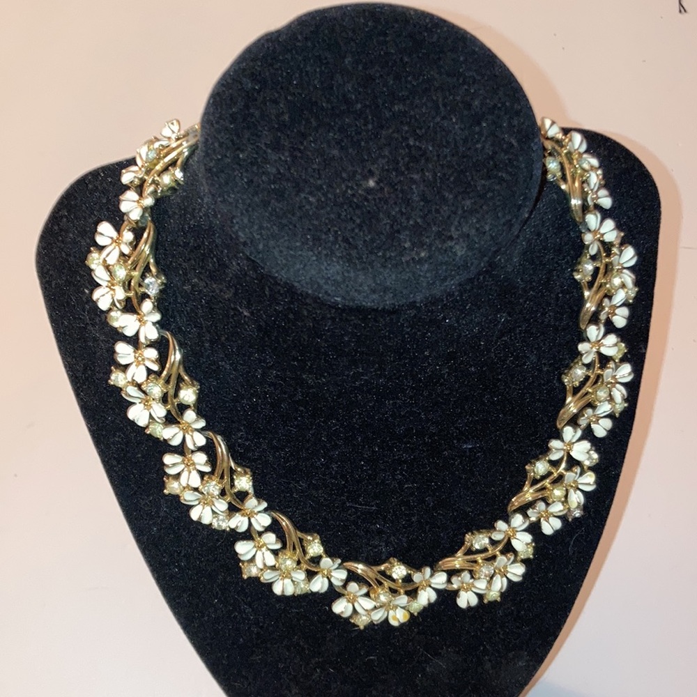 Coro necklace flower necklace - Picture 8 of 9